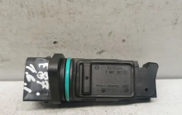 BMW 1 E81 E87 Mass air flow meter F00C262054