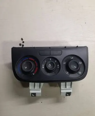 Fiat Doblo Air conditioning (A/C) switch T030