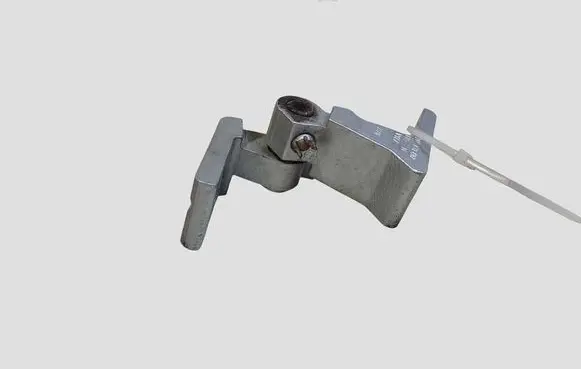 Volkswagen Polo V 6R Rear door lower hinge 7N0831402