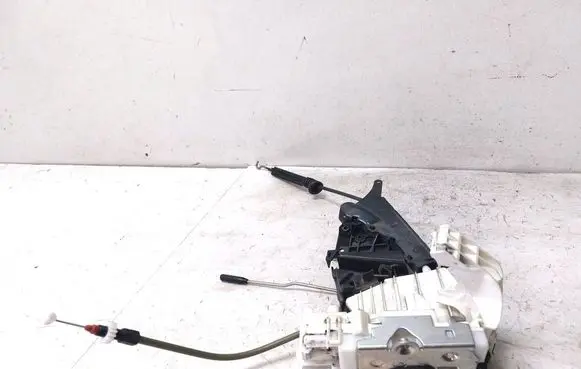 Mercedes-Benz A W169 Rear door lock 1697302235Q22