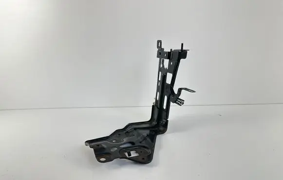 Toyota RAV 4 (XA30) Fuel filter bracket/mount holder