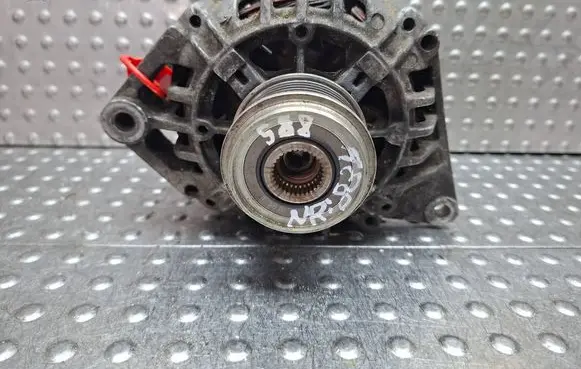 Renault Scenic II - Grand scenic II Generator/alternator S27649834 8200054588