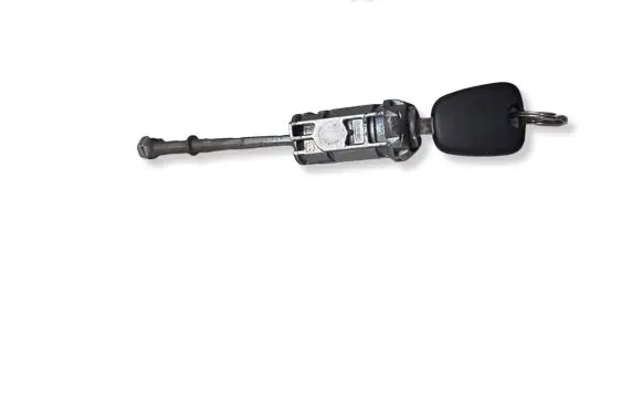 Peugeot 508 Front door lock (next to the handle) 