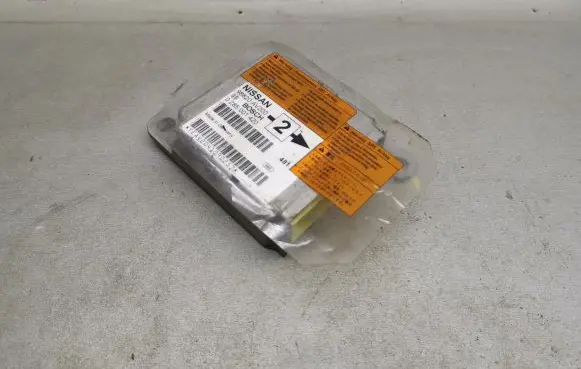 Nissan Primera Airbag control unit/module 0285001420 98820AV200