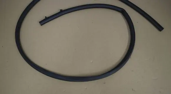Audi A7 S7 4K8 Front door rubber seal 