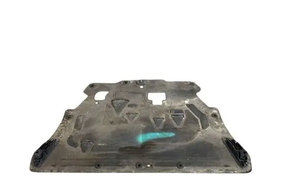 Volvo XC90 Engine splash shield/under tray 31497612