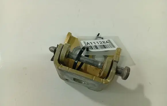 Citroen C4 Grand Picasso Rear door lower hinge 