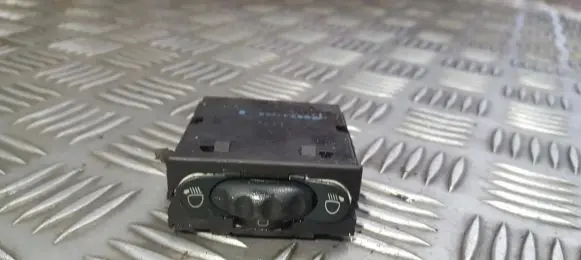 Renault Megane I Headlight level height control switch 7700841235
