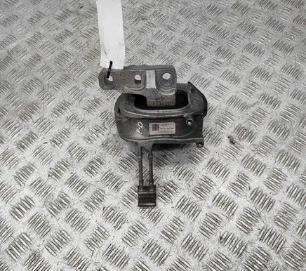 Volkswagen Polo VI Engine mount bracket 2Q0199262BN