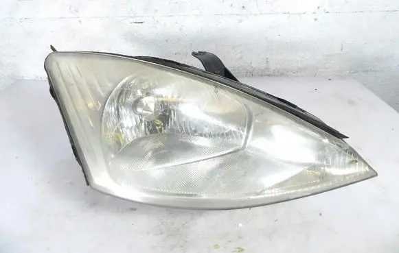 Ford Focus Headlight/headlamp MFD152H032