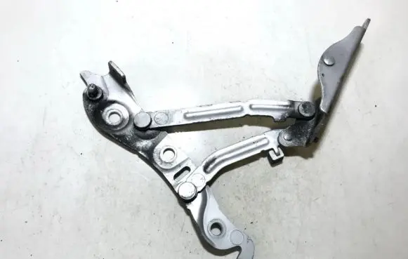 Volvo S60 Tailgate/trunk/boot hinge