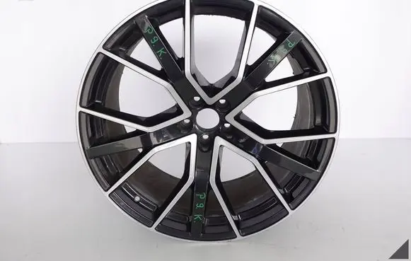 Audi RS Q8 R22 alloy rim 4M8601025AQ