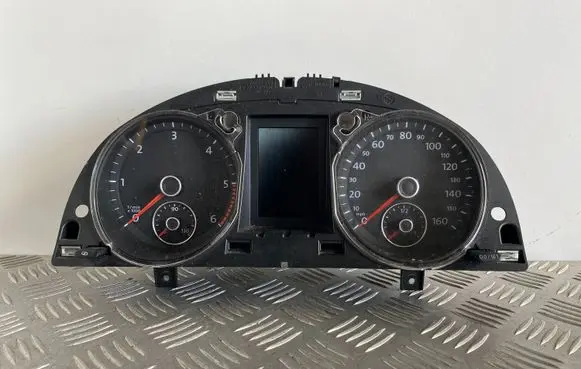 Volkswagen PASSAT B7 Speedometer (instrument cluster) 3AA920970E A2C53238929 A2C53250574