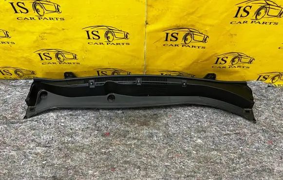 Subaru Forester SL Wiper trim 91411SL010 91413SL010