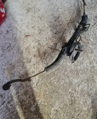 Renault Laguna I Steering rack