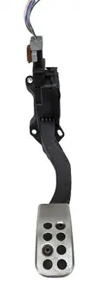 Accelerator throttle pedal