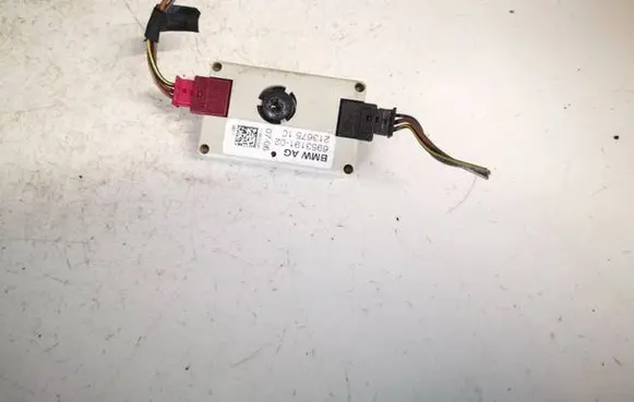 Antenna control unit