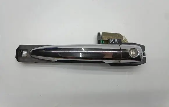 Subaru B9 Tribeca Front door exterior handle 