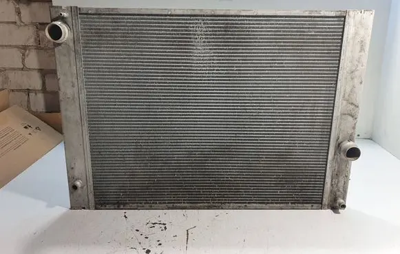 BMW 5 E60 E61 Coolant radiator 6077201 0755860001
