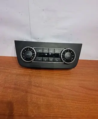 Mercedes-Benz GL X166 Climate control unit A1669001212
