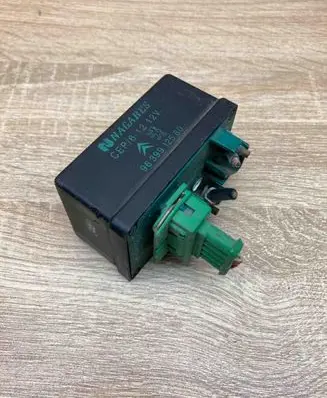 Citroen Berlingo Glow plug pre-heat relay 9639912580 WITHPLUG