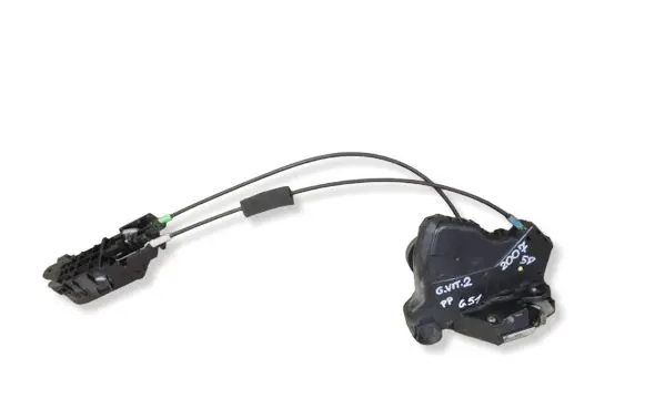 Suzuki Grand Vitara II Front door lock 6111805