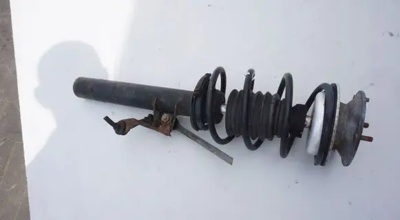 BMW 3 E90 E91 Front shock absorber with coil spring SKO62297
