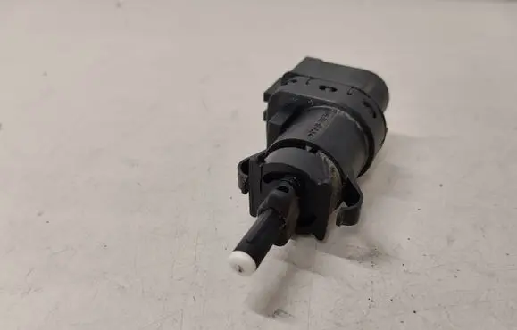 Ford Focus C-MAX Brake pedal sensor switch 3M5T13480AB