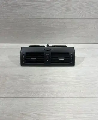 Dash center air vent grill