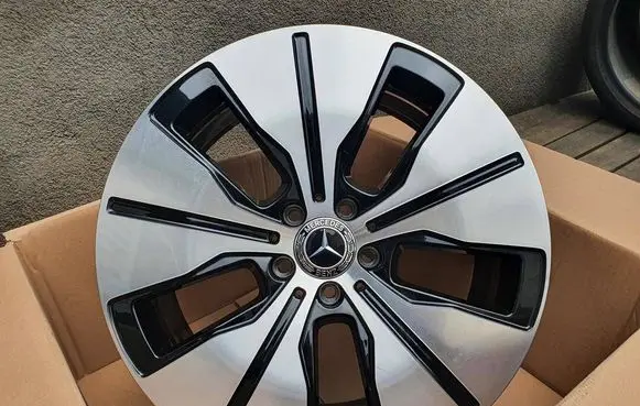 Mercedes-Benz EQC R19 alloy rim A2934011200
