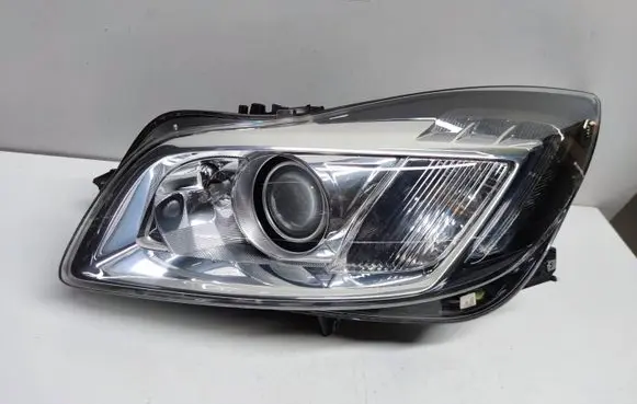 Opel Insignia A Headlight/headlamp 13226792