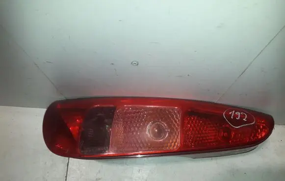 Peugeot 807 Rear/tail lights