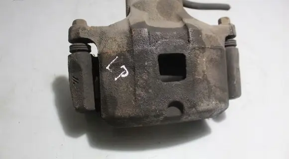 Mitsubishi Lancer X Front brake caliper