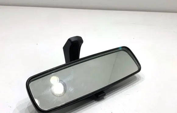 Toyota Yaris Rear view mirror (interior) 