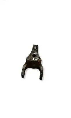 Land Rover Discovery Sport Fuel Injector clamp holder 