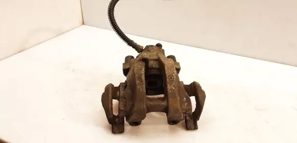 Mercedes-Benz CLS C219 Rear brake caliper