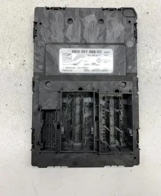 Audi A4 S4 B9 Comfort/convenience module 8W0907063AC 8W0907063C F005V01830