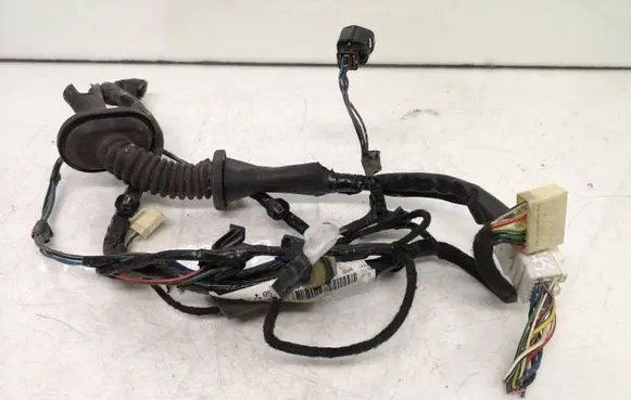 Mitsubishi Colt Front door wiring loom 8512B343