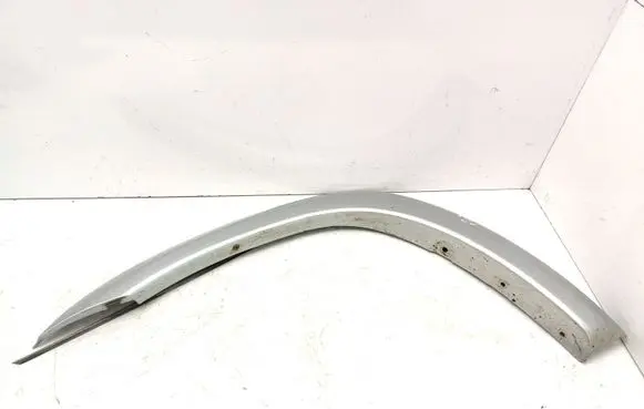 Toyota RAV 4 (XA20) Front arch trim 7560242070 7560242080 7561242070