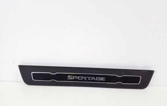 KIA Sportage Front sill trim cover 85883-3W500