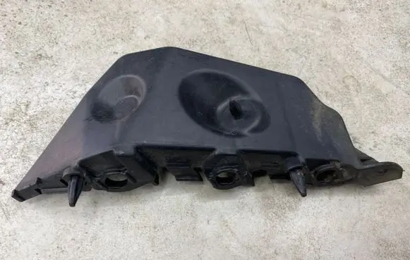 Ford C-MAX II Front bumper mounting bracket AM5117D959A D2A3B