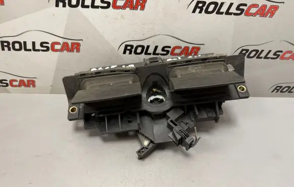 Audi A6 S6 C5 4B Tailgate/trunk/boot exterior handle 8D9827565H