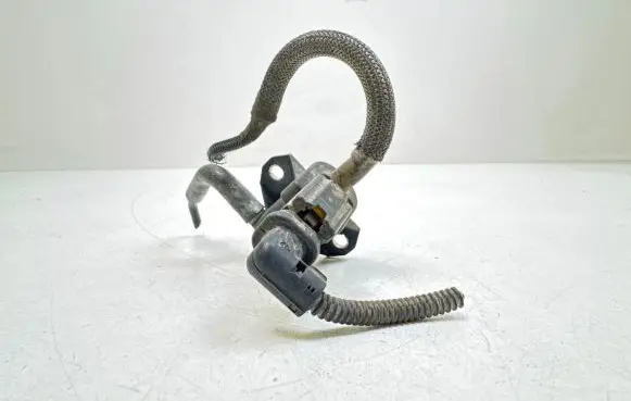 Citroen C3 Turbo solenoid valve 9688124580