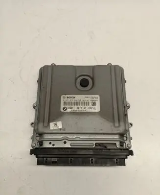 BMW 5 F10 F11 Engine control unit/module 8510137