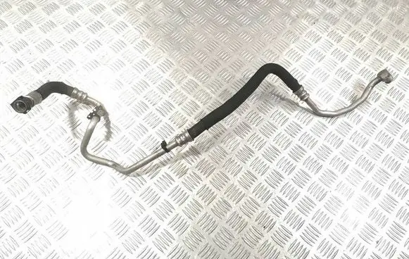 BMW 7 F01 F02 F03 F04 Gearbox oil cooler pipe/hose 