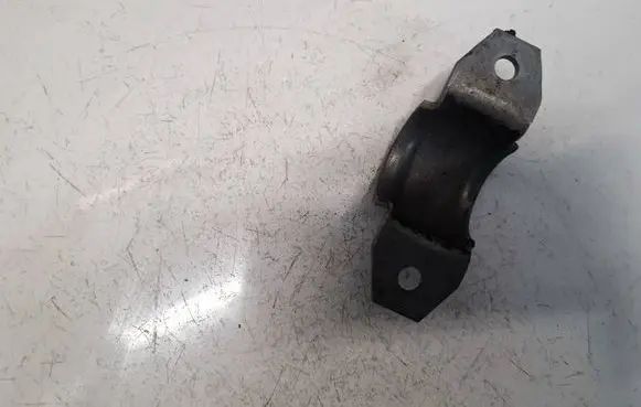 BMW 5 GT F07 Sway bar bush bracket, front 31306796971