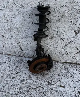 Mazda 3 III Front wheel hub spindle knuckle