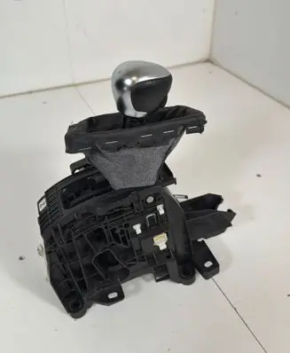 Toyota C-HR I Gear shifter/selector 75G588