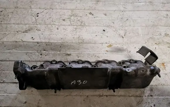 Toyota Avensis Verso Intake manifold NOCODE