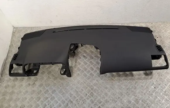 Toyota Avensis T270 Dashboard 5530205051C0 7396005010